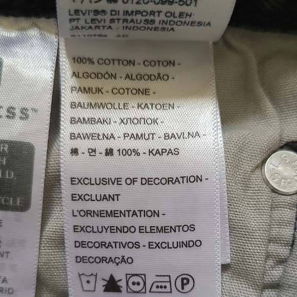 Levi's 501 Black Button-Fly Cut Off Short - Size 28 - Picture 10 of 11